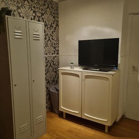 Ferienwohnung Kleines Wohnstudio Wien Exterior foto